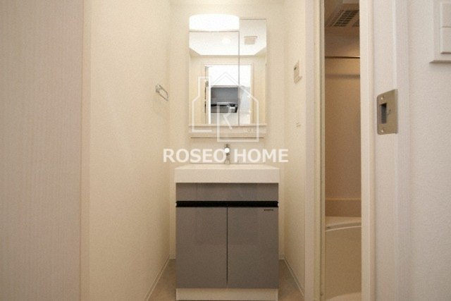 ファーストフィオーレ九条Ⅱの洗面所