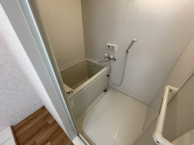 【浴室】 | メゾン・ド・シャトレー