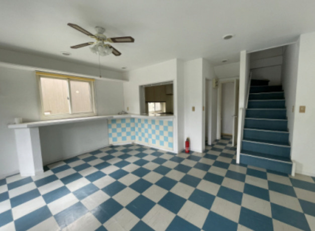 島尻郡八重瀬町字安里の中古一戸建の居間・リビング