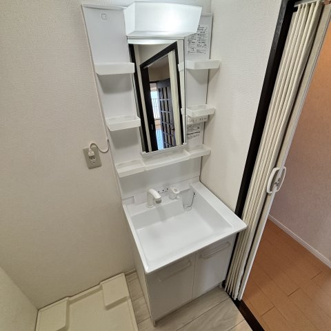 ドエルジョイナスの洗面所