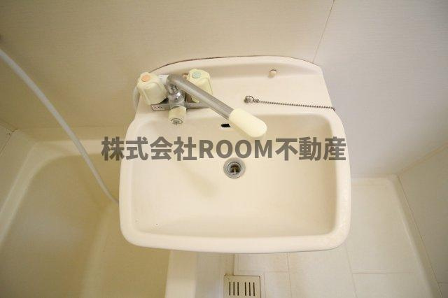 クレストコートBの洗面所|忙しい朝には欠かせない洗面所です