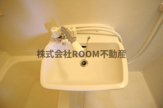 クレストコートBの洗面所|忙しい朝には欠かせない洗面所です