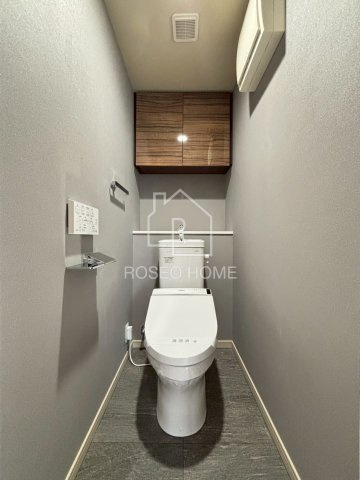 ファーストフィオーレ阿波座アクアのトイレ|同マンション別部屋：参考写真