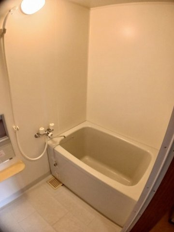 メープルタウンＡの浴室