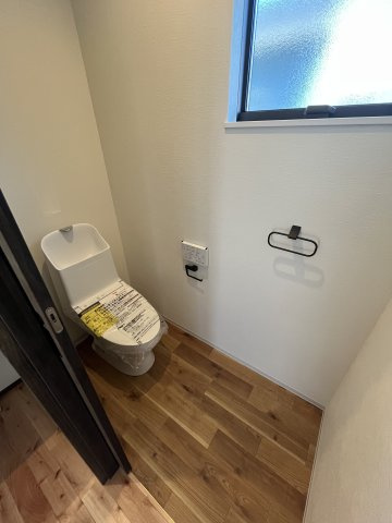 D&CP福武Ⅱ【1,780】土地75.04坪　建物30.34坪のトイレ