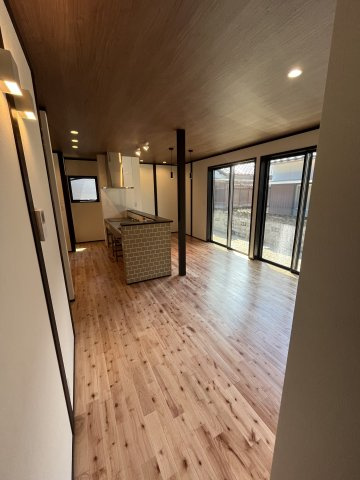 D&CP福武Ⅱ【1,780】土地75.04坪　建物30.34坪の居間・リビング