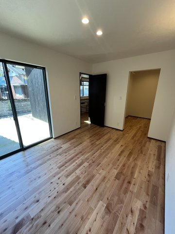 D&CP福武Ⅱ【2,080】土地75.04坪　建物30.34坪の洋室