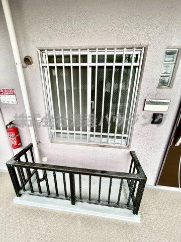 ロイヤル桃山台の設備|手前の洋室にもエアコン付けれます