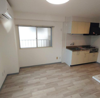 【居間・リビング】