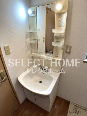 【独立洗面台】 | セントラル・ウッズ | 使いやすい独立洗面台です