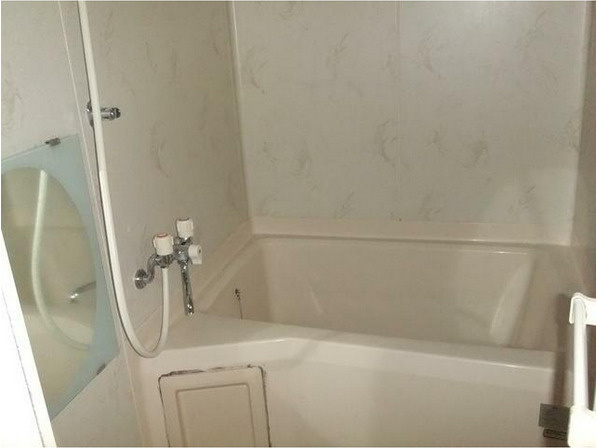 ヴィラ吉田の浴室