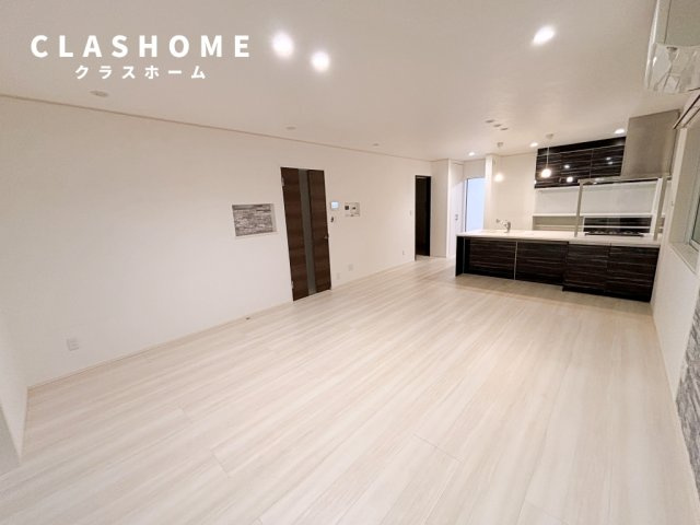 横山町下毛賀知戸建　　刈谷市近郊の賃貸ならクラスホーム刈谷店の居間・リビング