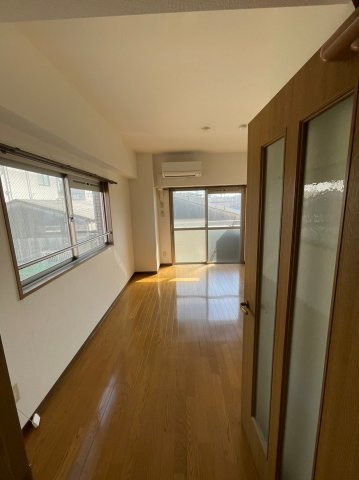 仲介手数料0円！！レージュ　ウエストの居間・リビング