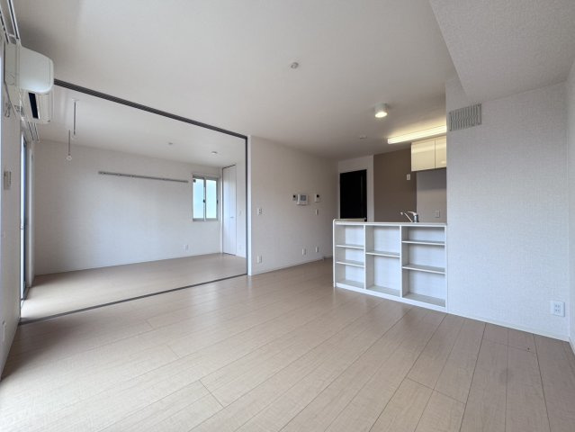 ＭＩＹＡＢＩ　Ｂの居間・リビング|他社様掲載物件もまとめてご紹介、ご案内可能です(^^)/