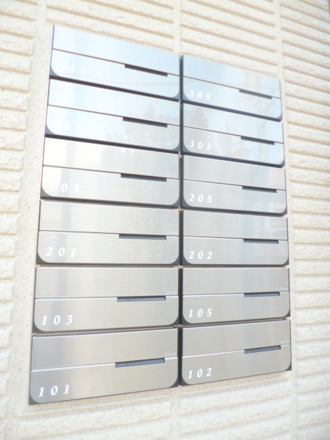 メゾン　グリオットのロビー|★集合ポスト完備★