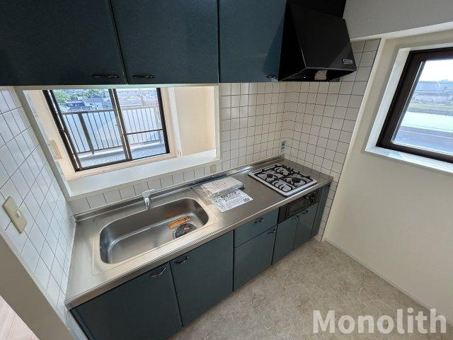 サバービア泉大津のキッチン