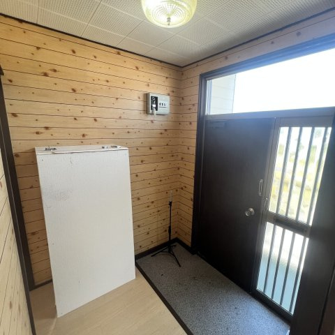 グランドール登別本町の玄関