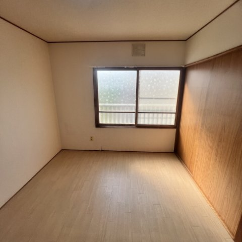 グランドール登別本町の洋室