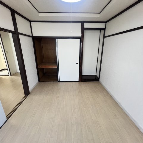 グランドール登別本町の洋室