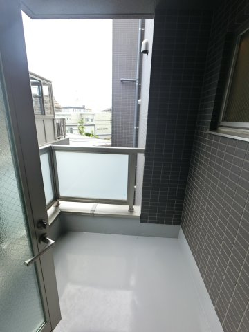 【バルコニー】
