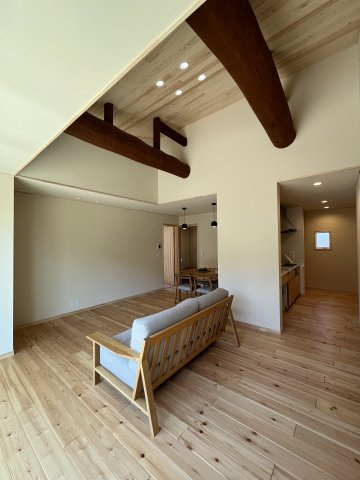 D&CP大生院【1,980】土地99.54坪　建物23.44坪の居間・リビング