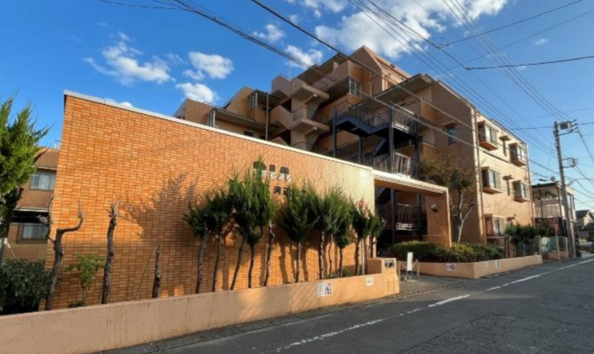 ダイアパレス河辺第二の外観|おしゃれな外観です