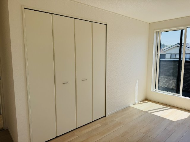 八王子市　大楽寺町　新築一戸建て　３０期の収納|～収納力の高いクローゼット完備～