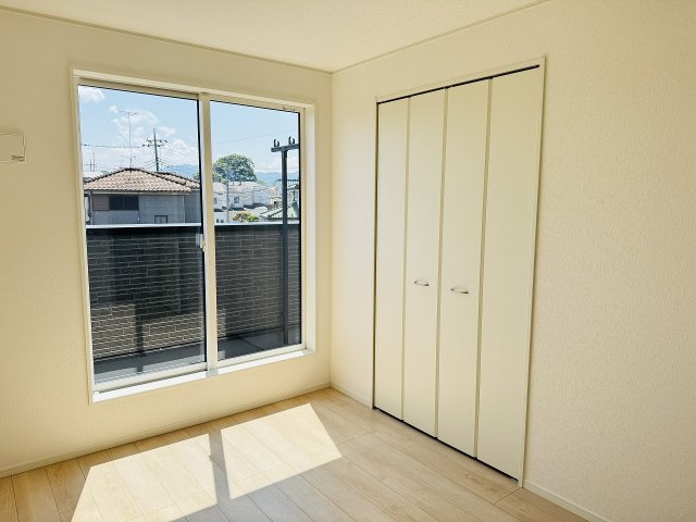 八王子市　大楽寺町　新築一戸建て　３０期の収納|～収納力の高いクローゼット完備～