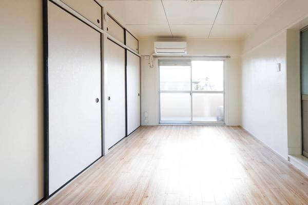 ビレッジハウス富岡2号棟の居間・リビング|ビレッジハウスの同一物件・同一タイプの間取りの写真です