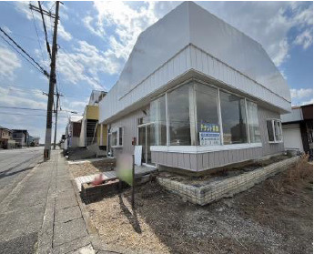 野洲市野洲の店舗事務所の外観