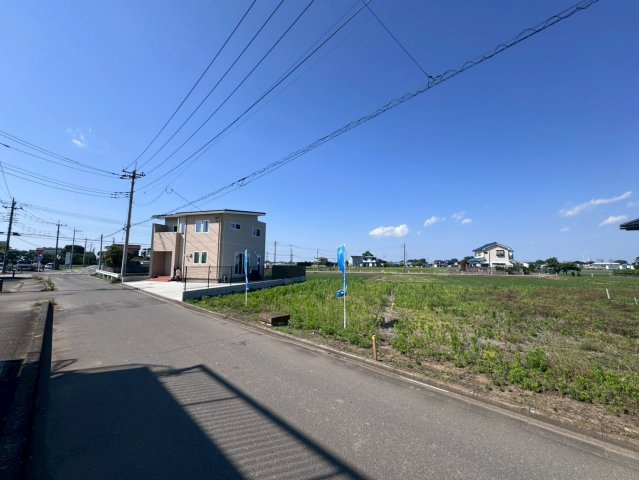 土地　富士見市下南畑　の前面道路含む現地写真|本下水、公営水道、プロパンガス