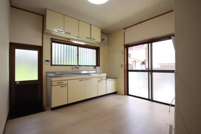 【居間・リビング】 | 藤沢台6丁目二戸一