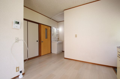 【居間・リビング】 | 藤沢台6丁目二戸一