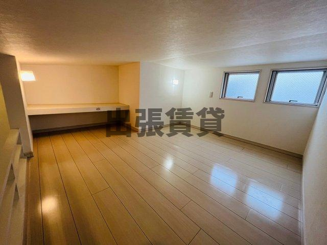 仲介手数料0円！！Kohimari志賀本通の居間・リビング