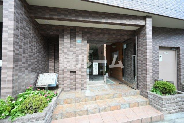 豊島区西池袋４丁目の賃貸マンションのエントランス