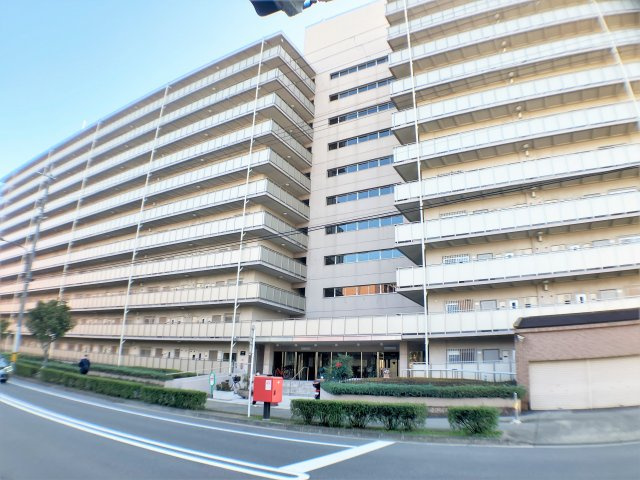 地下鉄「くいな橋」駅徒歩８分、京阪「竜谷大前深草」駅徒歩９分◆リノベーション物件◆深草西浦住宅の外観|外観