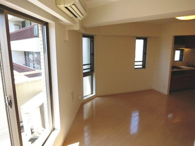 【居間・リビング】 | ＴＨＥパームス代々木上原ヴェー