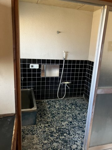 桐生市相生町三丁目戸建の浴室