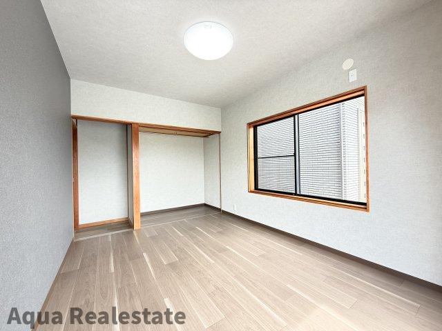 高松市多肥上町　リノベ住宅の洋室|1階和室は洋室にリフォーム済み