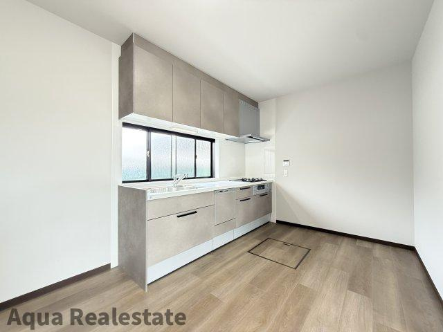 高松市多肥上町　リノベ住宅のキッチン|キッチンでお料理をお楽しみください