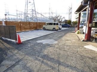 【駐車場】