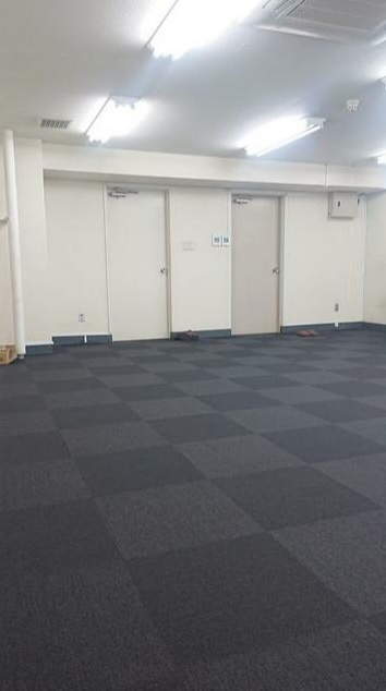 マック銀座ビルの内装