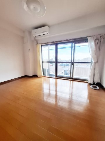 Sempre Vita 南甲子園の洋室|洋室１　6.8帖