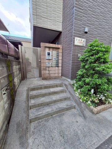 ドルチェのエントランス