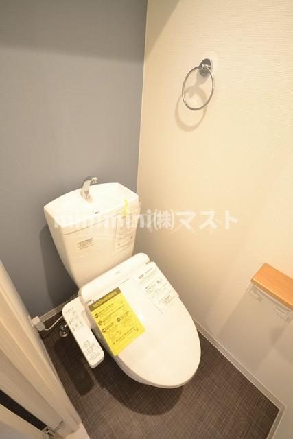セオリー夕陽丘ＤＯＯＲのトイレ