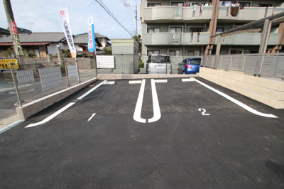 【駐車場】 | D-room三宅 | 駐車場