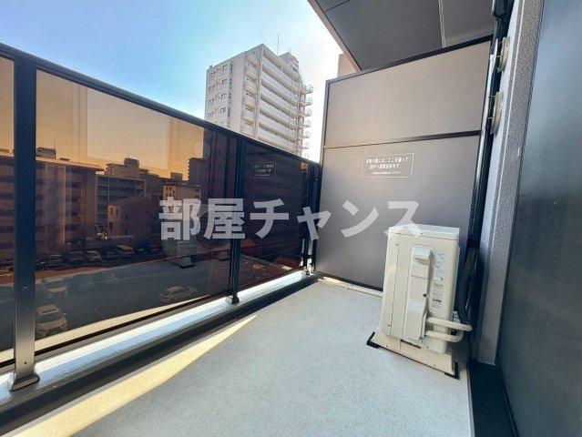 メイクスアート上前津Ⅵのバルコニー