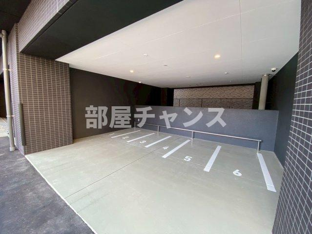 メイクスアート上前津Ⅵの駐車場