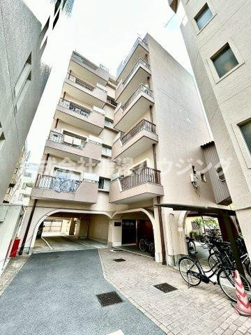 秀和ハイツB棟の外観