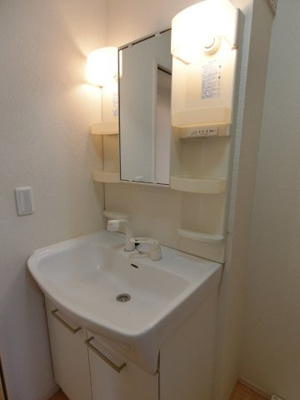 【独立洗面台】 | メゾン・二田